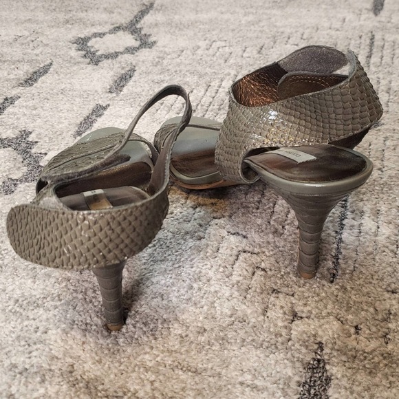 Cynthia Vincent Croc Green Sandals Siz 9 - Picture 4 of 8